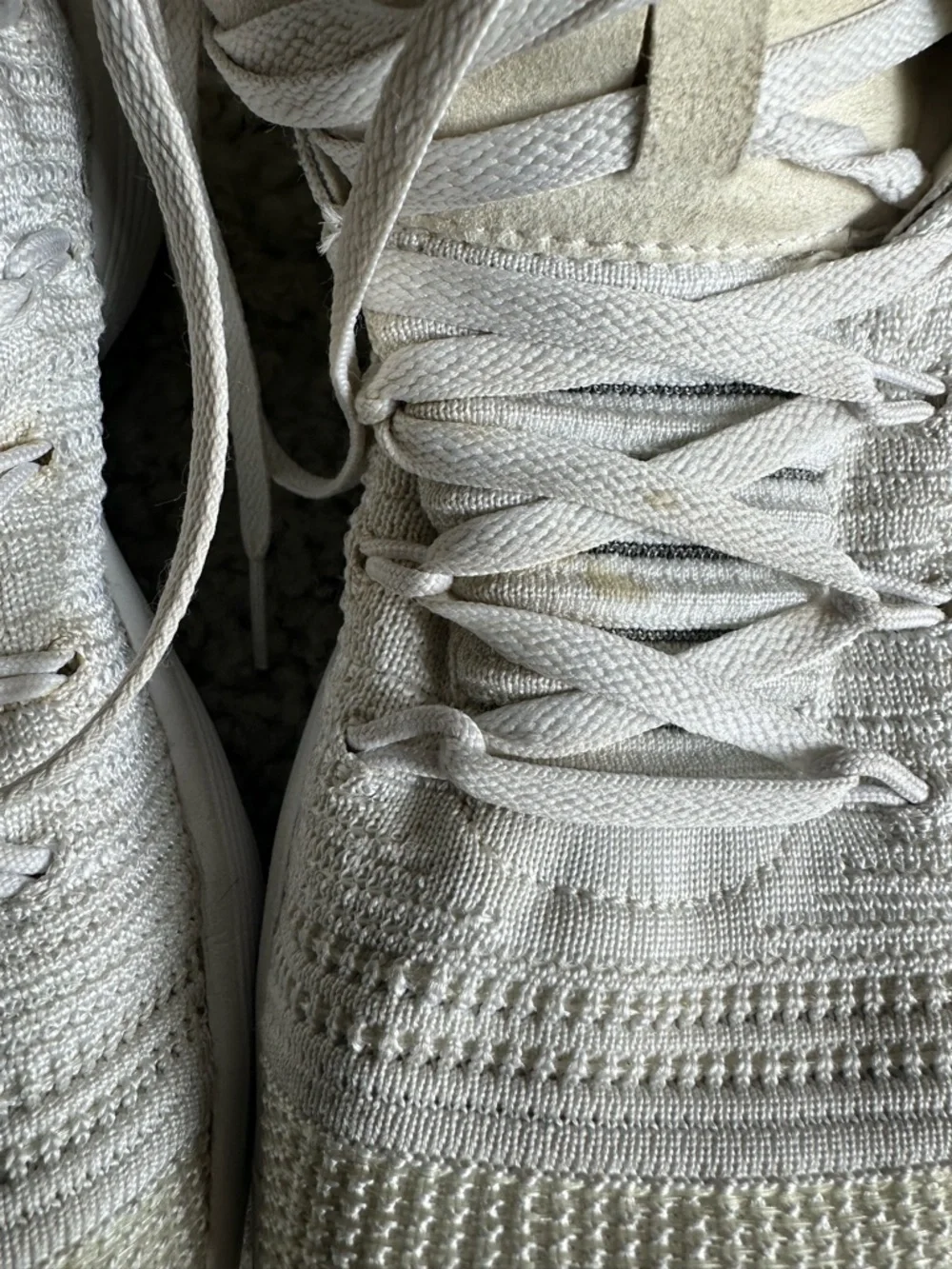 Nike Flyknit Hyper Dunk Sz 8 - Picture 3 of 6